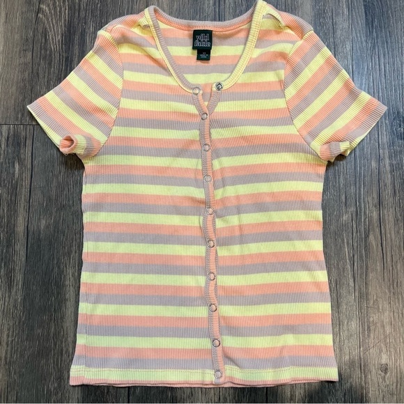 Women’s Striped Colorful Short Sleeves Top Size XS - Picture 6 of 8